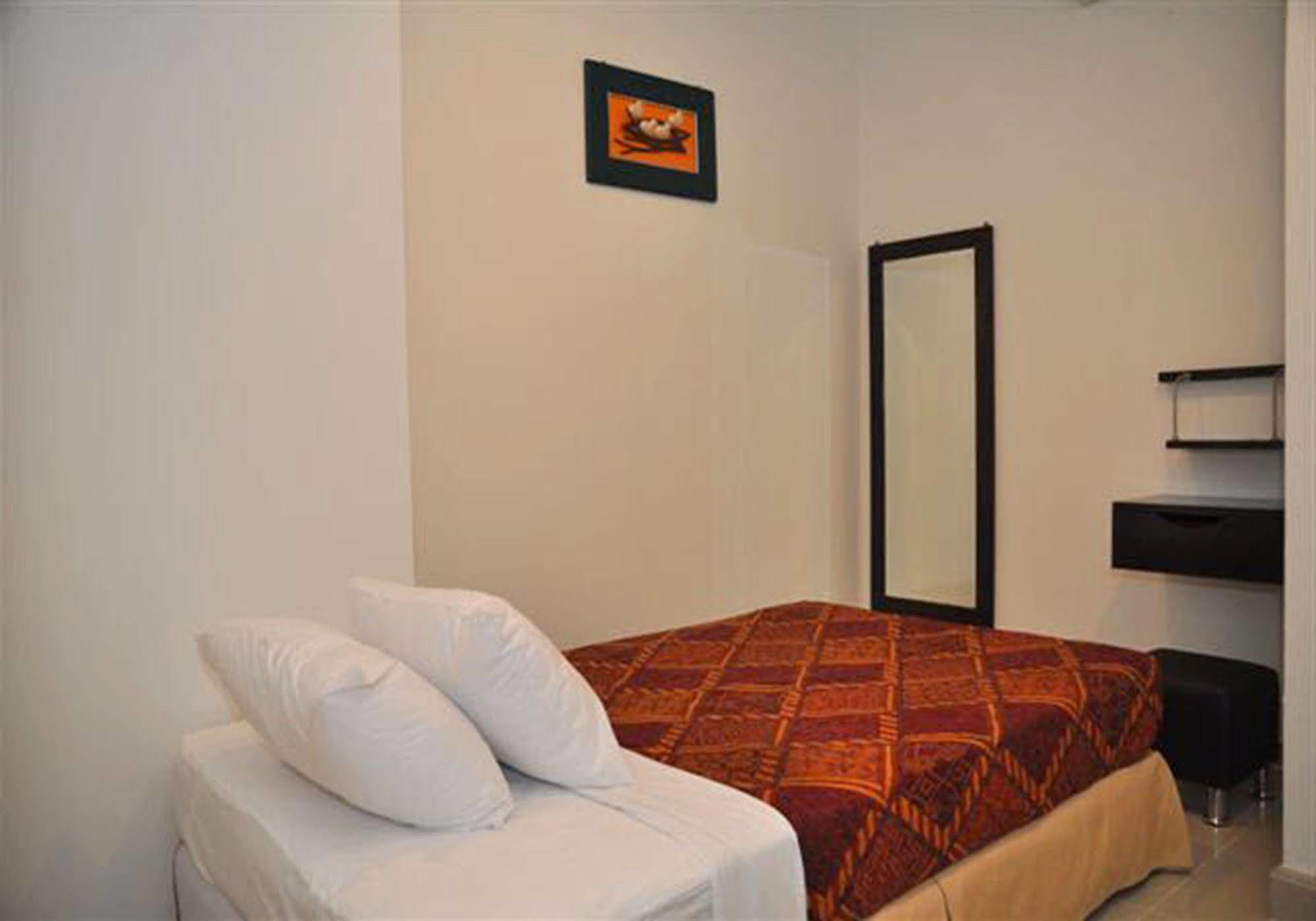 Old Budget Hotel George Town Exterior photo